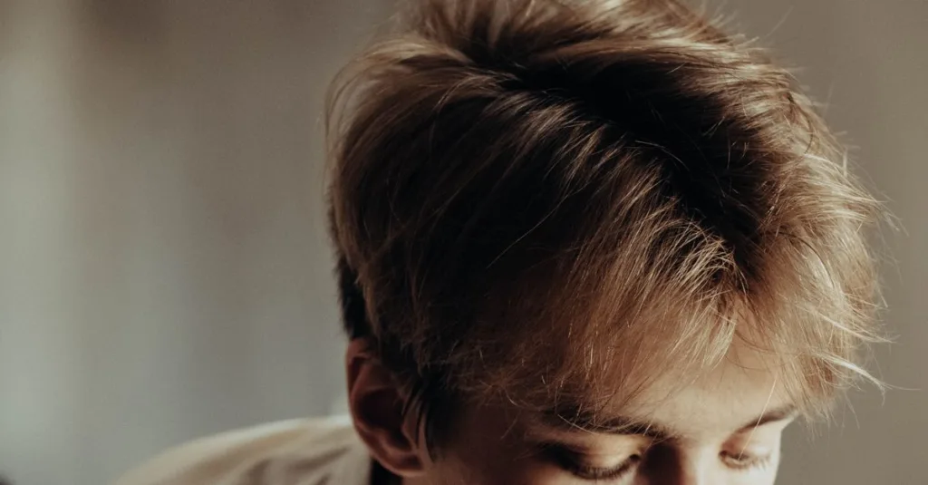 découvrez les dernières tendances en coiffures et soins capillaires pour un style moderne et des cheveux en pleine santé.